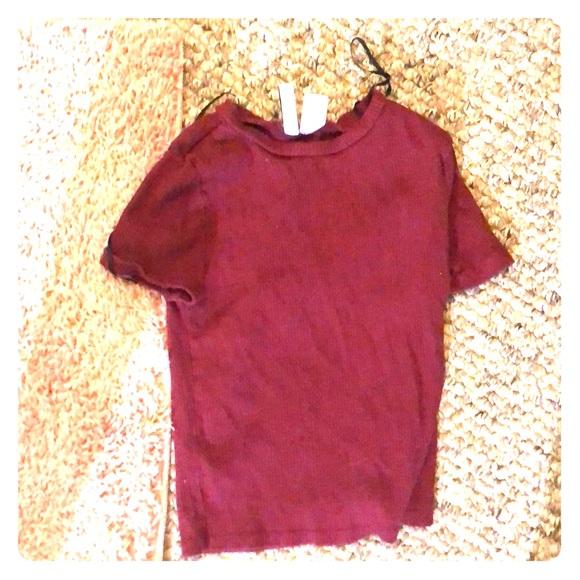 A normal shirt - Picture 1 of 1